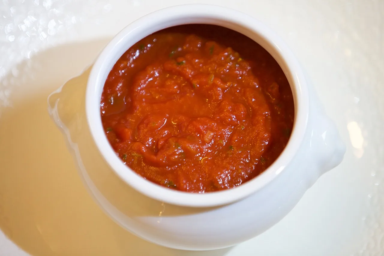 You are currently viewing 🍅 Sauce Tomate Thermomix Facile et Rapide 🚀